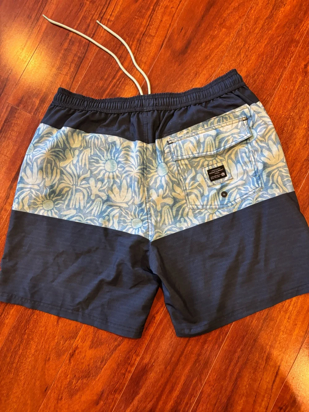Ocean Current Navy and Light Blue Floral Men’s Hybrid Shorts